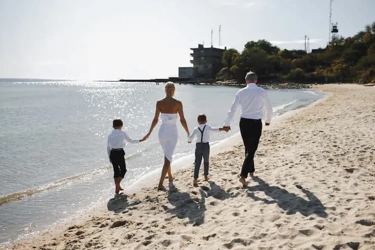 best place to live in abu dhabi for family